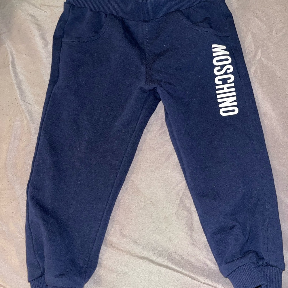 Toddler moschino sweatpants size 12-18months